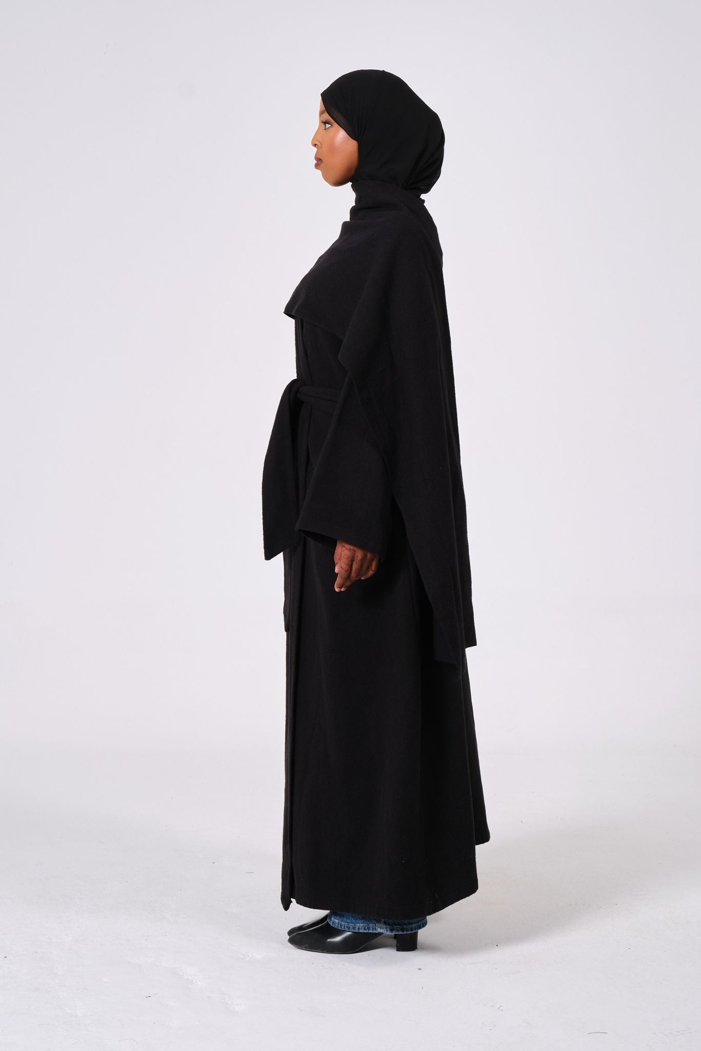 BLACK ABAYA COAT WITH A SCARF