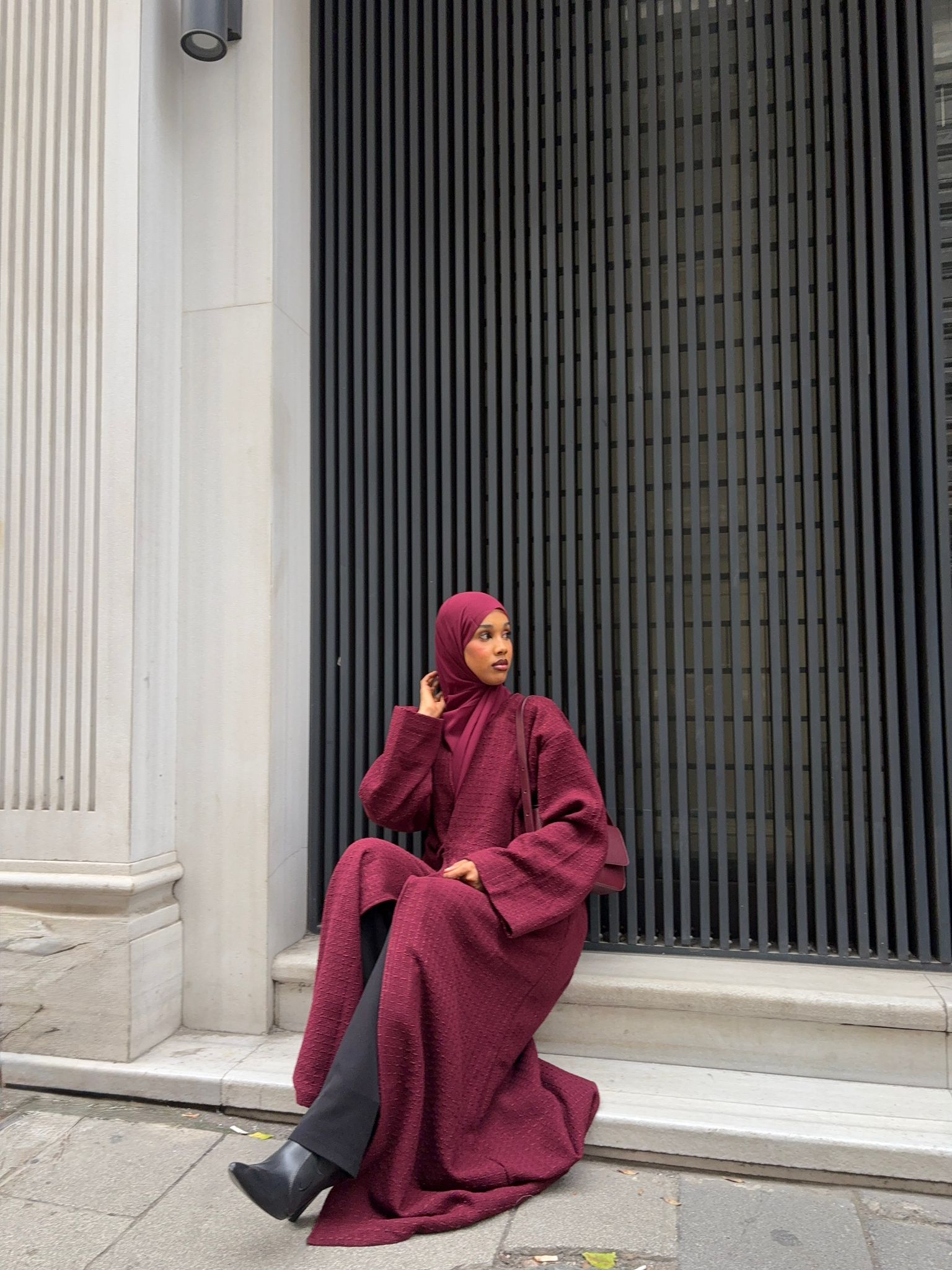 Burgundy tweed abaya